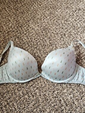 Victoria's Secret Light Blue Printed Push-Up Bra with Multicolor Keys